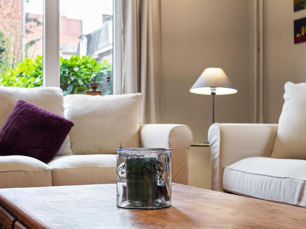 Stylish Apartment In Dinant Near The Maas Buitenkant foto