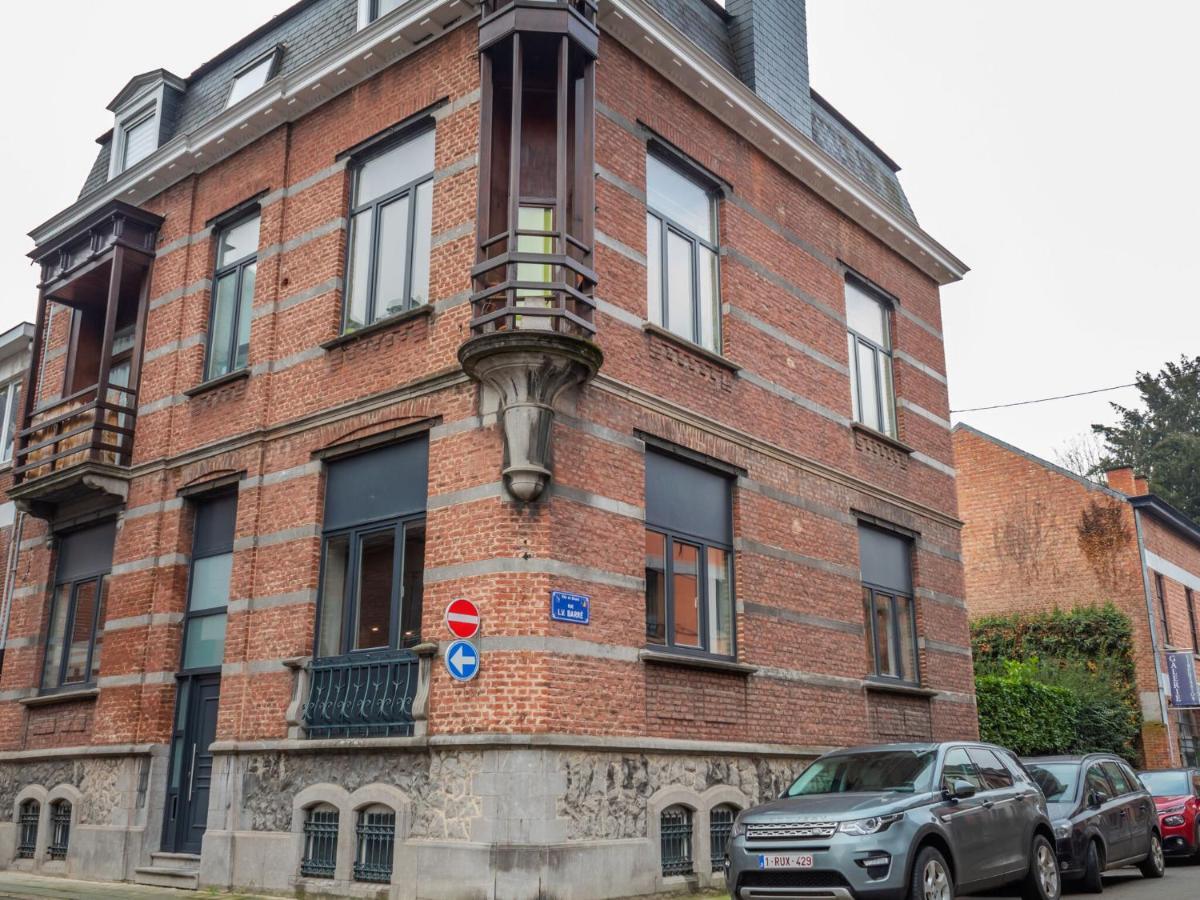 Stylish Apartment In Dinant Near The Maas Buitenkant foto