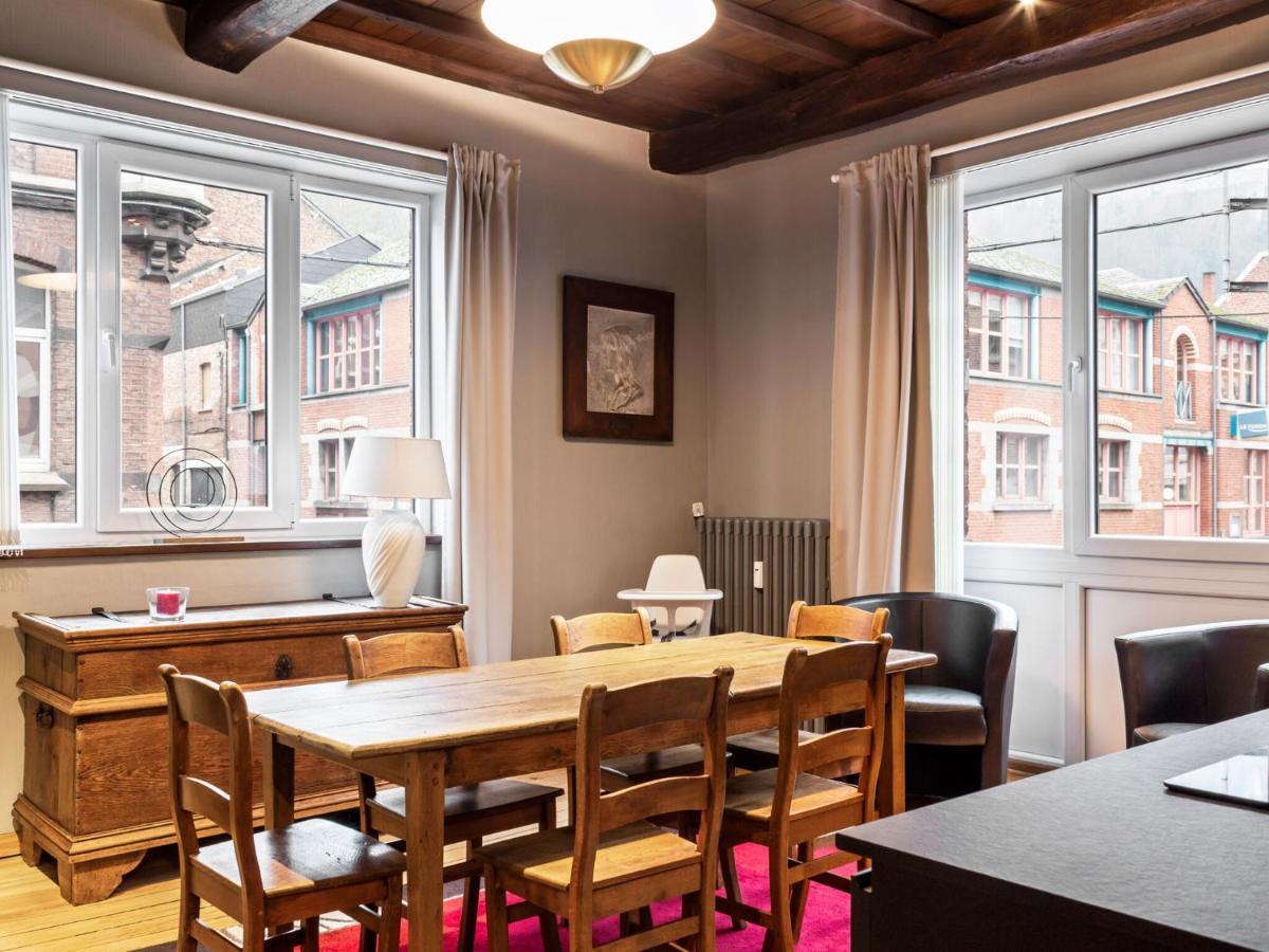 Stylish Apartment In Dinant Near The Maas Buitenkant foto