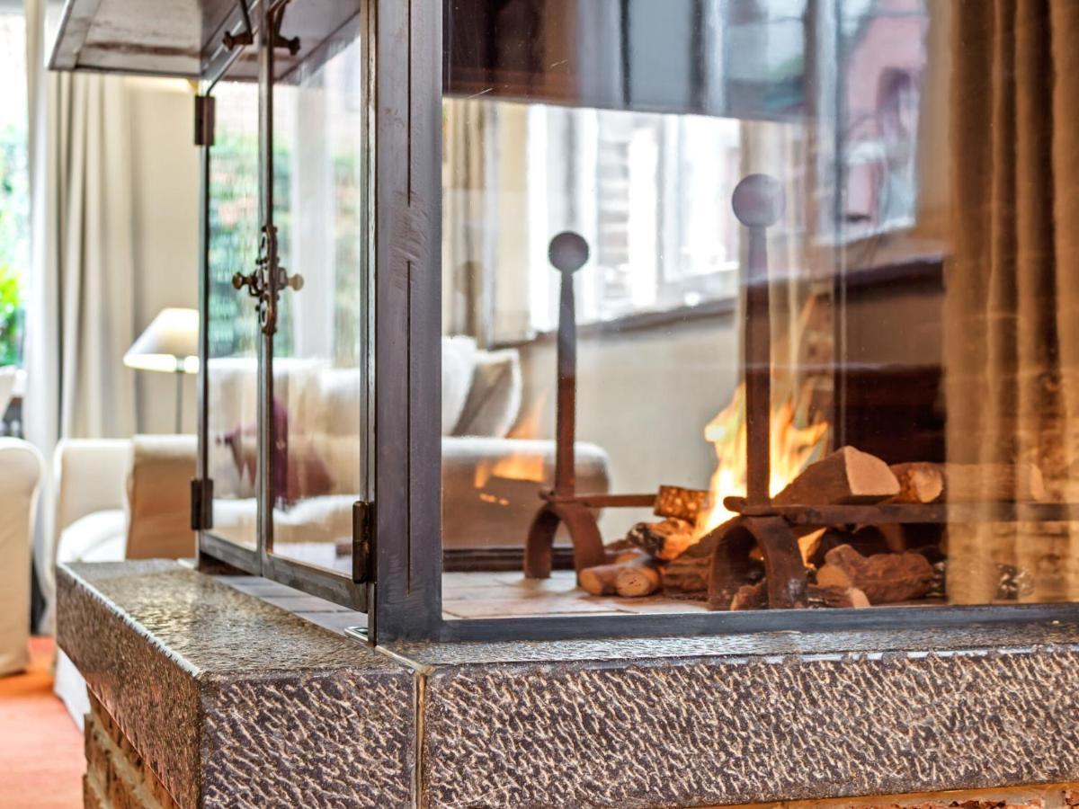 Stylish Apartment In Dinant Near The Maas Buitenkant foto