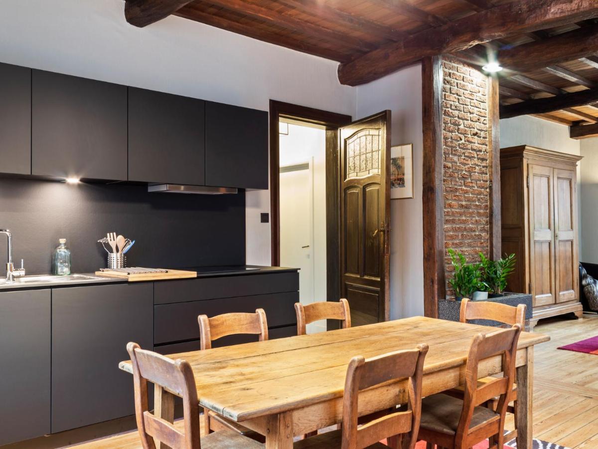 Stylish Apartment In Dinant Near The Maas Buitenkant foto