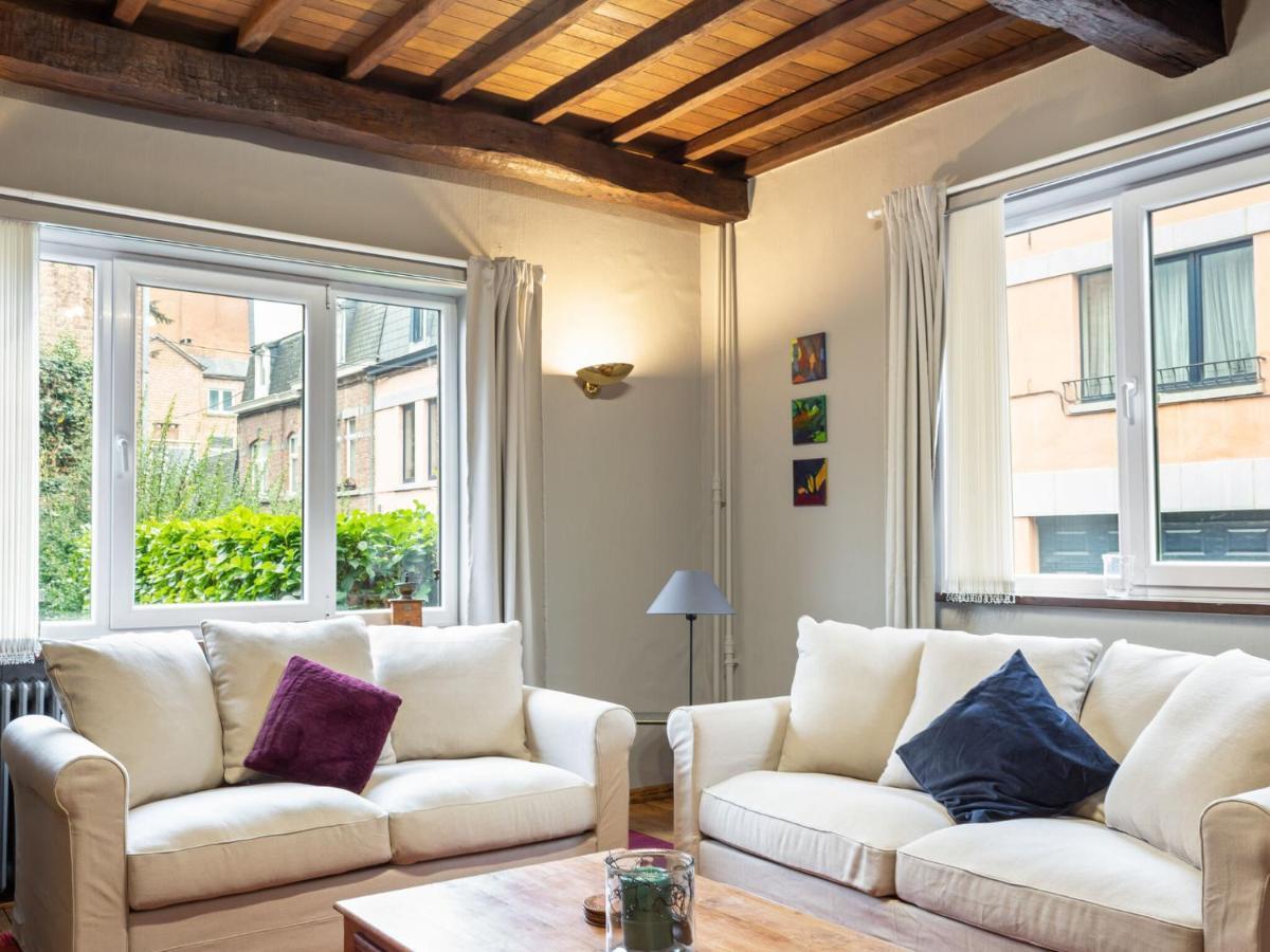 Stylish Apartment In Dinant Near The Maas Buitenkant foto